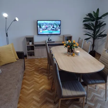 Niezalezny Apartament Emilka W Sercu Uzdrowiska Apartment Kudowa Zdroj