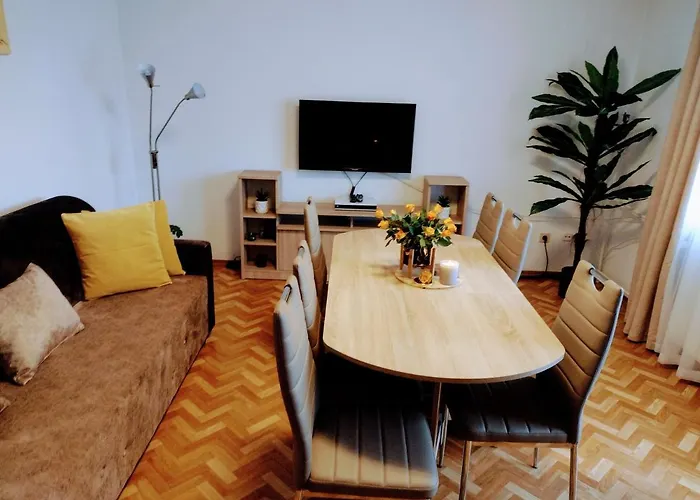 Niezalezny Apartament Emilka W Sercu Uzdrowiska クドヴァ・ズドゥルイ