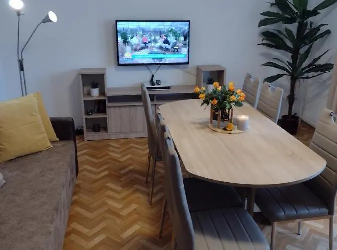 Niezalezny Apartament Emilka W Sercu Uzdrowiska Apartamento Kudowa-Zdrój