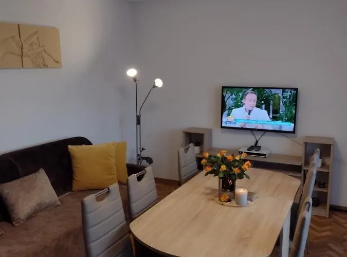 Niezalezny Apartament Emilka W Sercu Uzdrowiska Apartamento *